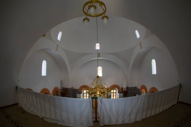 Palu, Elaz ilinin bir ilçesidir. 1 kasaba, 36 köy ve 10 mahalle var. Beyhan ilçesinde 4 mahalle var..