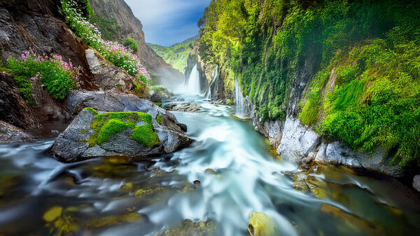 Kapuzbasi Waterfalls are spring waterfalls located within the borders of Kapuzba Village in Yahyal district.