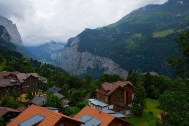 Lauterbrunnen İsviçre 'nin Bern kantonunda Interlaken-Oberhasli ilçesine bağlı bir belediyedir..