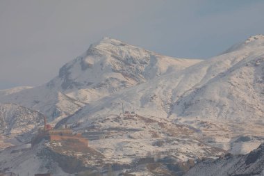 ISHAK PASA Solaryumu ve Yığınla Sanat