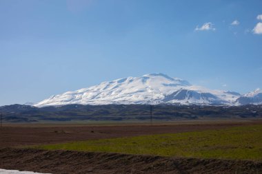 Van şehrinden Ararat Dağı 'nın görüntüsü