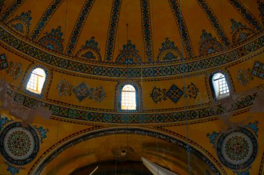 Ayasofya Büyük Camii / Eski Ayasofya Müzesi