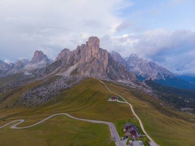 Passo di Giau hava manzarası
