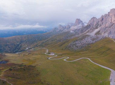 Passo di Giau hava manzarası