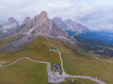 Passo di Giau hava manzarası