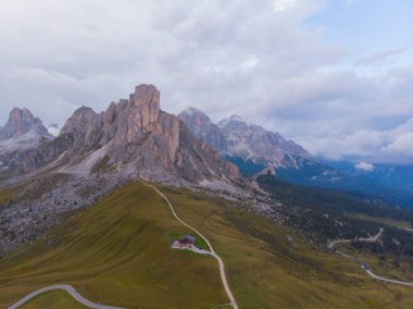 Passo di Giau hava manzarası