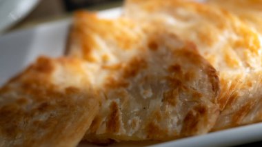 Restorandaki Roti Curry 'yi kapat.