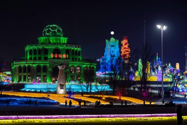 Çin Changchun Buzu ve Kar Xintiandi Buzu ve Kar Heykelleri ve Gece Işığı Manzarası