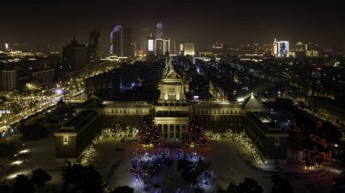 Manchukuo Kuklası Eyalet Konseyi 'nin eski mekanı. Changchun, Çin' de kış gecesi sahnesi.