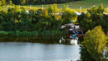 Yazın Changchun, Çin 'deki Jingyuetan Wetland Parkı