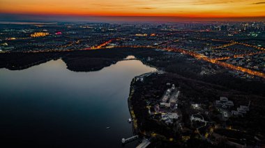 Jingyue Geliştirme Bölgesi Gece Görüşü, Changchun, Çin