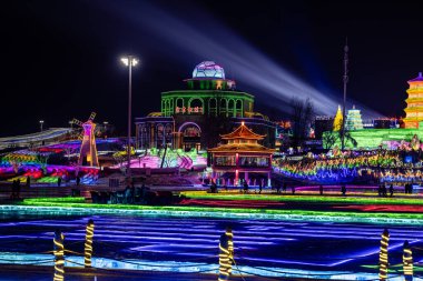 5. Çin Changchun Buzu ve Kar Yeni Dünya Buzu ve Kar Heykelleri ve Mimari Manzaraları