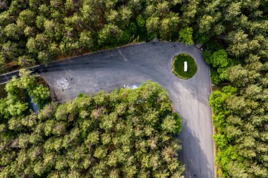Çin, Changchun 'daki Jingyuetan Ulusal Orman Parkı' nda yaz manzarası.
