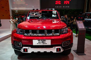 13 Temmuz 2024 'te Changchun, Çin' de 21. Changchun Uluslararası Otomobil Fuarı birçok ünlü arabayla düzenlendi..