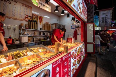 3 Ağustos 2024, Shenyang, Çin. Shenyang Zhongjie Çin 'in ilk ticari yaya sokağı ve 