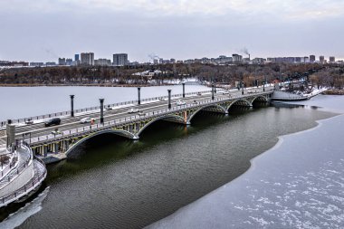 Çin Changchun Nanhu Köprüsü Kış Sahnesi
