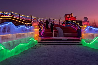 17 Aralık 2024, Changchun, Çin 28. Changchun Buz ve Kar Festivali başlıyor! Altıncı Changchun Buz ve Kar Yeni Dünya açılıyor.!