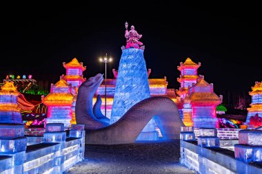 Buz Heykeli Gece Görüşü - 6. Çin Changchun Buzu ve Yeni Kar Dünyası