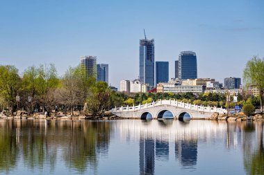 Nanhu Park 'ın Changchun, Çin' deki manzarası.