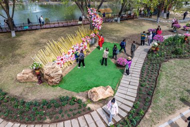 1 Mayıs 2025 'te, Mayıs Bayramı' nda Changchun Baihua Bahçesi Çiçek Festivali Çin 'in Changchun şehrinde başladı..