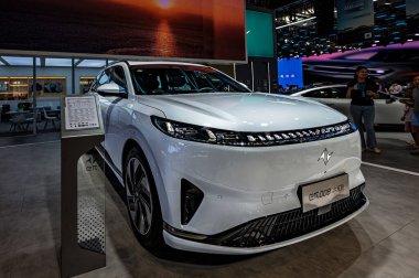 14 Temmuz 2025 'te Changchun, Çin' de 22. Changchun Uluslararası Otomobil Fuarı birçok ünlü arabayla düzenlendi ve birçok marka yeni modeller piyasaya sürdü..