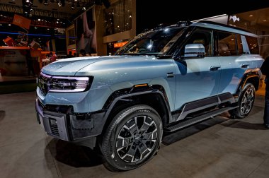 14 Temmuz 2025 'te Changchun, Çin' de 22. Changchun Uluslararası Otomobil Fuarı birçok ünlü arabayla düzenlendi ve birçok marka yeni modeller piyasaya sürdü..