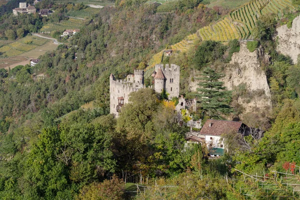 Tirolo Italien Oktober 2022 Utsikt Över Castel Fontana Brunnenburg Slott — Stockfoto