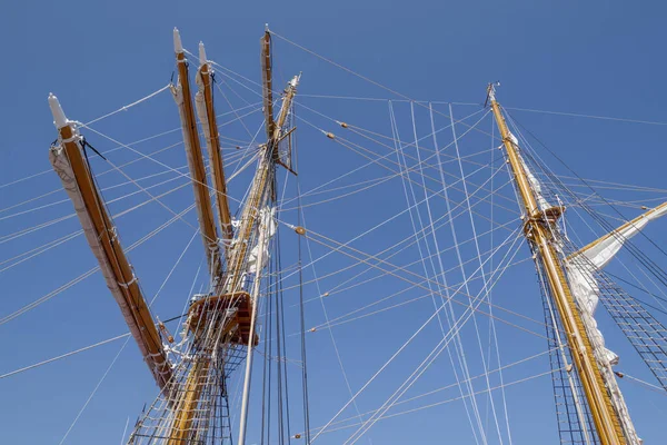 Ship Mast Blue Sky — Stock Photo, Image