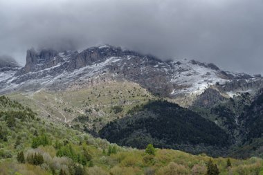 Ligurian Alpleri sıradağları, Piedmont bölgesi, kuzey batı İtalya