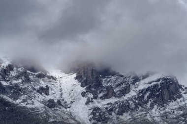 Ligurian Alpleri sıradağları, Piedmont bölgesi, kuzey batı İtalya