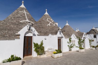 Trulli evleri Alberobello 'da, UNESCO sitesi, Apulia bölgesi, İtalya