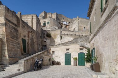 Matera 'nın eski kasabası Sassi di Matera, Basilicata Bölgesi, İtalya. UNESCO Dünya Mirası Alanı