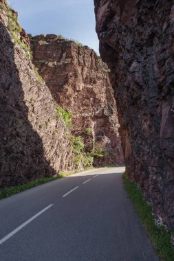 Daluis vadilerindeki dağ yolu, Bölgesel Doğa Rezervi, Güney Fransa