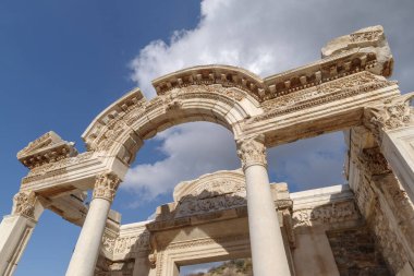 Efes 'teki Hadrian Tapınağı, Selcuk, İzmir ili, Türkiye