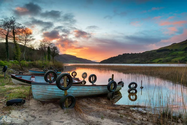 Vacker Soluppgång Över Båtar Glencar Lough Nära Sligo Irland — Stockfoto