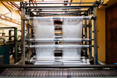 Karmaşık İnovasyon Dansı: Plastik Film Üretim Makinesinin Büyüleyici Mekaniği!