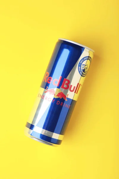 Mykolaiv Ucrania Mayo 2023 Red Bull Energy Drink Can Yellow —  Fotos de Stock