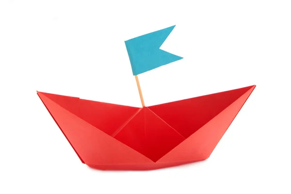 Концепция Лидерства Красный Лидер Бумажный Корабль Ведущий Изолирован Белом Фоне — стоковое фото