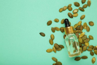 Nane arkaplanda kabak tohumu yağı. Metin için boşluk