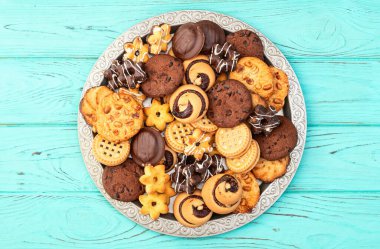 Kurabiye karışımı. Bir sürü sağlıksız atıştırmalık. Üst Manzara. Gıda arkaplanı