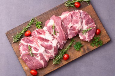 Çiğ domuz eti. En iyi görüntü fotoğrafçılığı