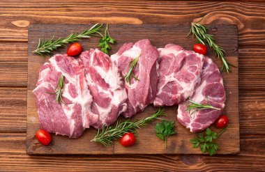 Çiğ domuz eti. En iyi görüntü fotoğrafçılığı