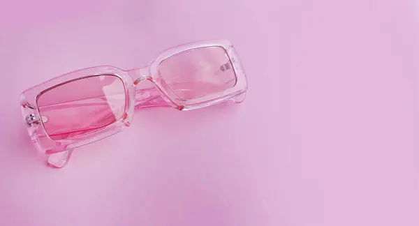 Pink Sunglasses Pink Background — 스톡 사진