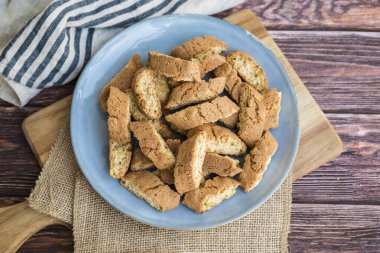 Fıstıklı İtalyan Cantuccini kurabiyesi.