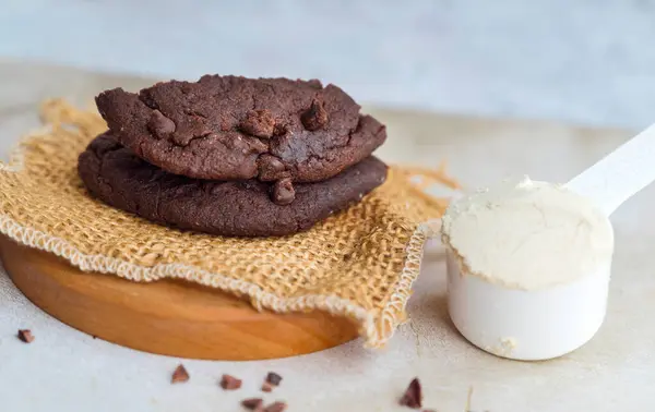 蛋白质粉巧克力饼干 图库图片