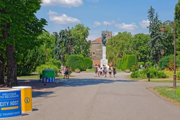 Belgrad Sırbistan Temmuz 2021 Kalemegdan Park Kalesi Ndeki Tarihi Fransa — Stok fotoğraf