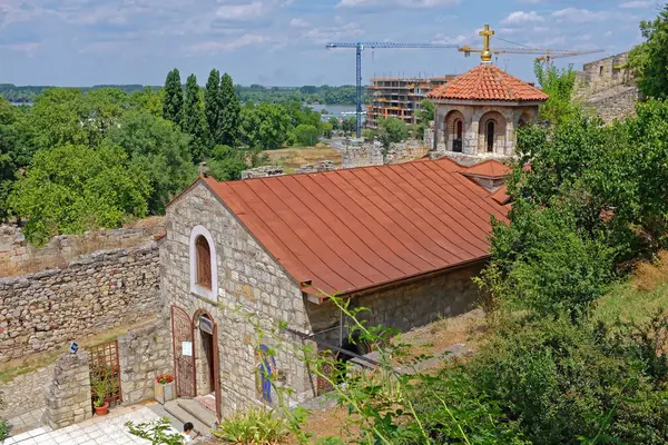 Belgrado Serbia Julio 2021 Iglesia Ortodoxa San Petka Parque Kalemegdan —  Fotos de Stock