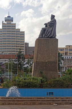 Nairobi, Kenya - 09 Temmuz 2017: Kenya 'nın başkenti Nairobi' de bulunan Jomo Kenyatta heykeli.