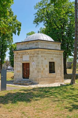 Belgrad, Sırbistan - 5 Temmuz 2021: Kalemegdan parkında Osmanlı İmparatorluğu 'ndan Damad Ali Paşa türbesi.