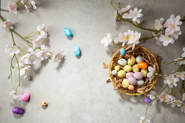 朱古力蛋糖果是复活节假期的重要背景 — 图库照片